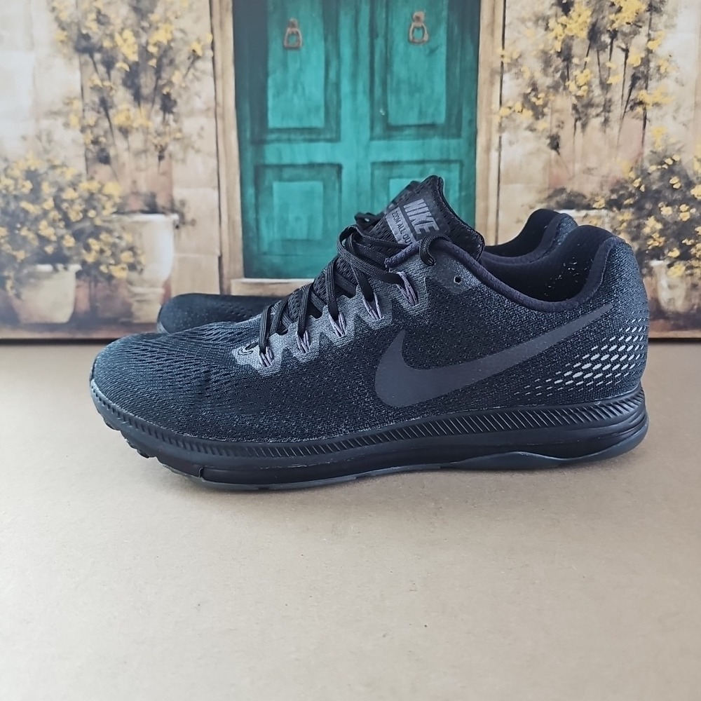 NIKE 'Zoom All‎ Out Low' Black Running Shoes Women's Sz. 12